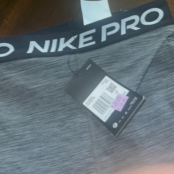 Female Nike pro rights black and grey size XXS - Picture 3 of 5